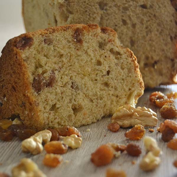 Panettone ai cereali - Noci e uvetta