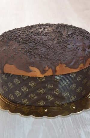 Panettone artigianale glassato al cioccolato